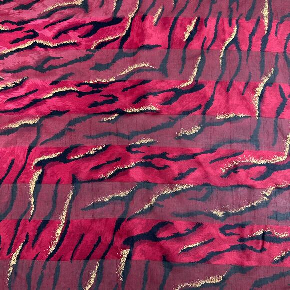 Adrienne Vittadini Red Animal Print Silk Scarf Tiger Cheetah Leopard 21"x21" - Picture 4 of 9